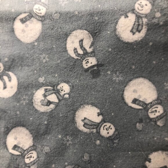 Flannel Fabric Craft Material - 2 yard Christmas Snowmen Grey White - Picture 1 of 3